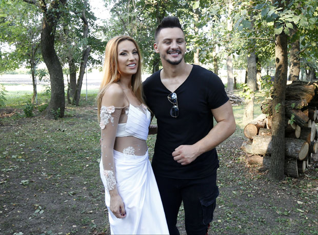 Кад удаје се Рада, запенуша када